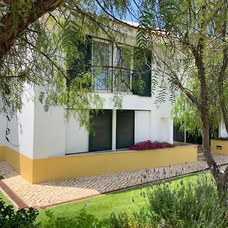 Superb, Relaxing And Tranquil 3 Bed In Algarve Διαμέρισμα Βιλαμούρα