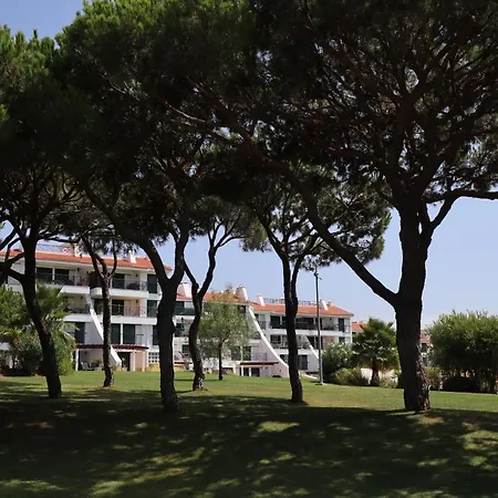 Apartamento Superb, Relaxing And Tranquil 3 Bed In Algarve