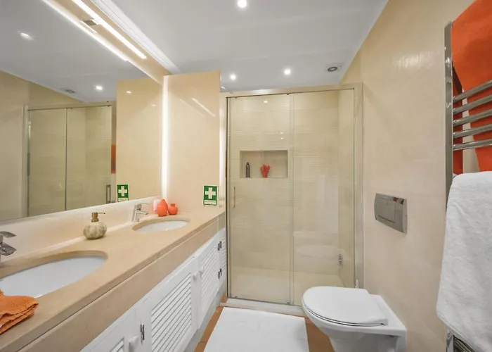 Superb, Relaxing And Tranquil 3 Bed In Algarve Daire *