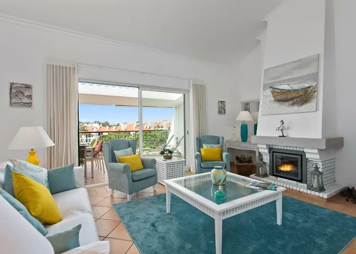 Daire Superb, Relaxing And Tranquil 3 Bed In Algarve *